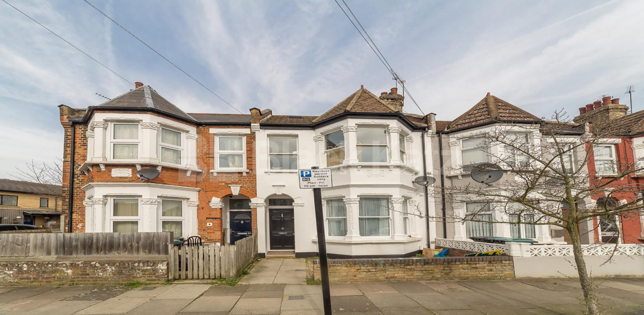 			New Instruction! Garden flat, 3 Bedroom, 1 bath, 1 reception Ground Floor Flat			 Imperial Road , Bounds Green / Wood Green